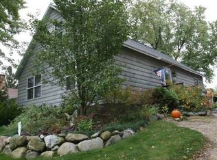 38905 91st St, Burlington, WI 53105