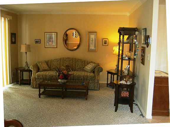 3rd image of 77B Independence Ct #B