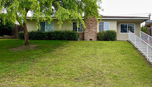 4013 Columbus St Photo 1