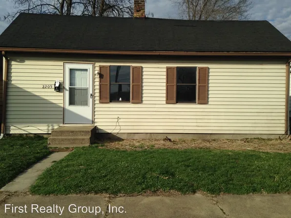 2205 Roosevelt Blvd, Middletown, OH 45044