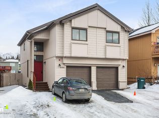 8061 Pinebrook Cir, Anchorage, AK 99507