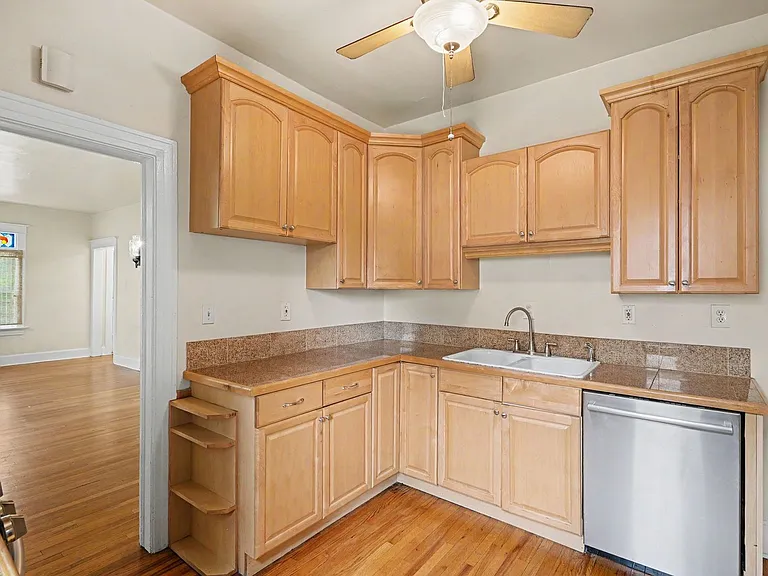 2948 S Cherokee St — Photo 12