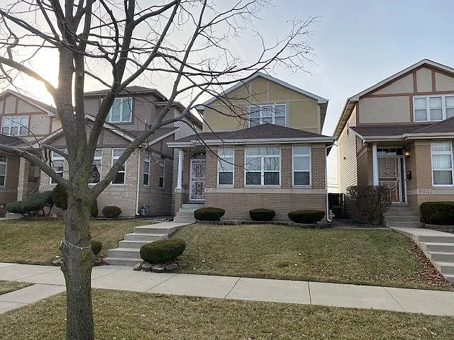 8946 S Indiana Ave photo 1