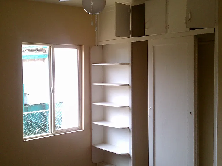 901 Chester Pl — Photo 6