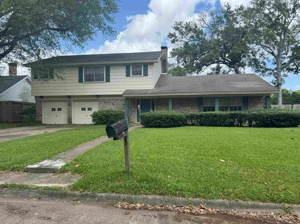 5970 Tangledahl Ln, Beaumont, TX 77706