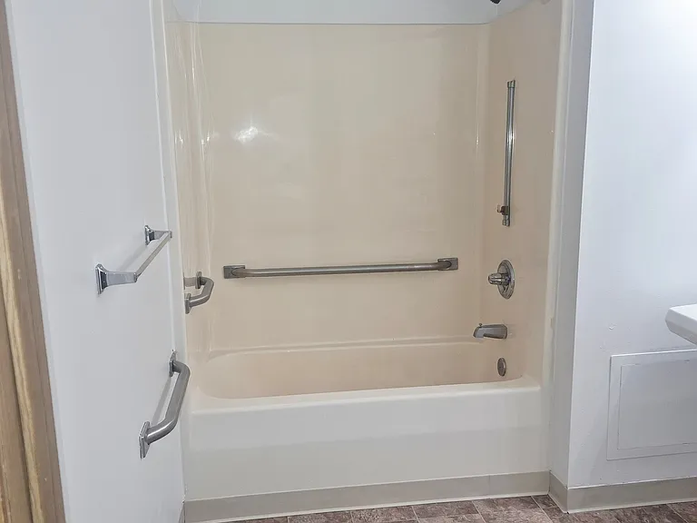 1801 Raleigh Ave #2111 — Photo 10