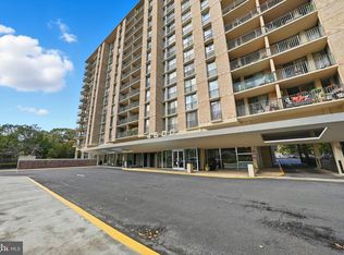 4600 S Four Mile Run Dr APT 321, Arlington, VA