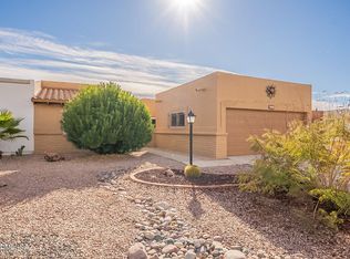 880 N Camino De Luz, Green Valley, AZ 85614