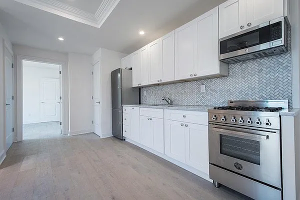 Rented by Bold Marketing | media 10