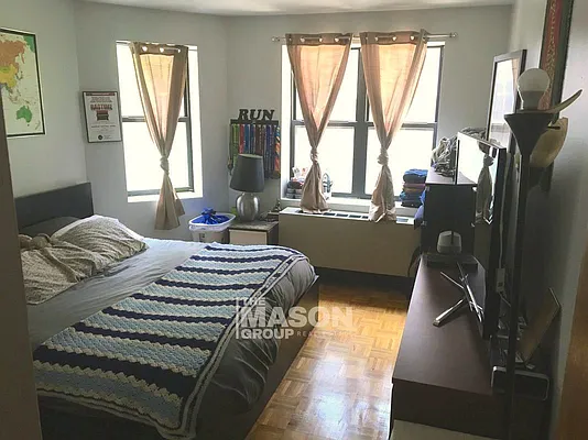 Rented by Mason Group LLC | media 17