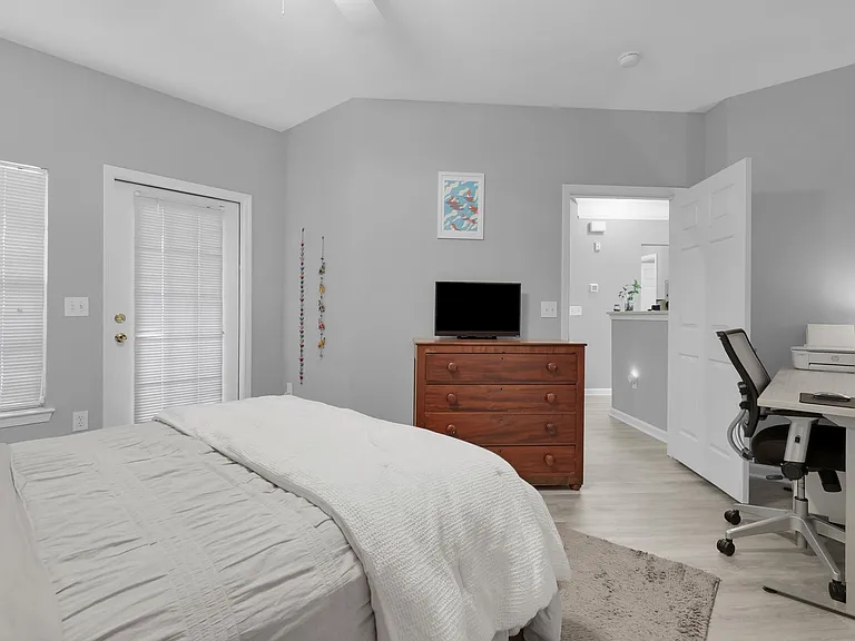 1733 Whitemarsh Way — Photo 23