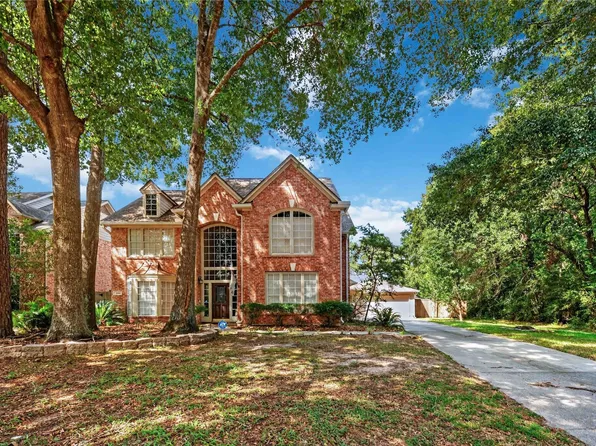 2818 Maple Bend Dr, Kingwood, TX 77345