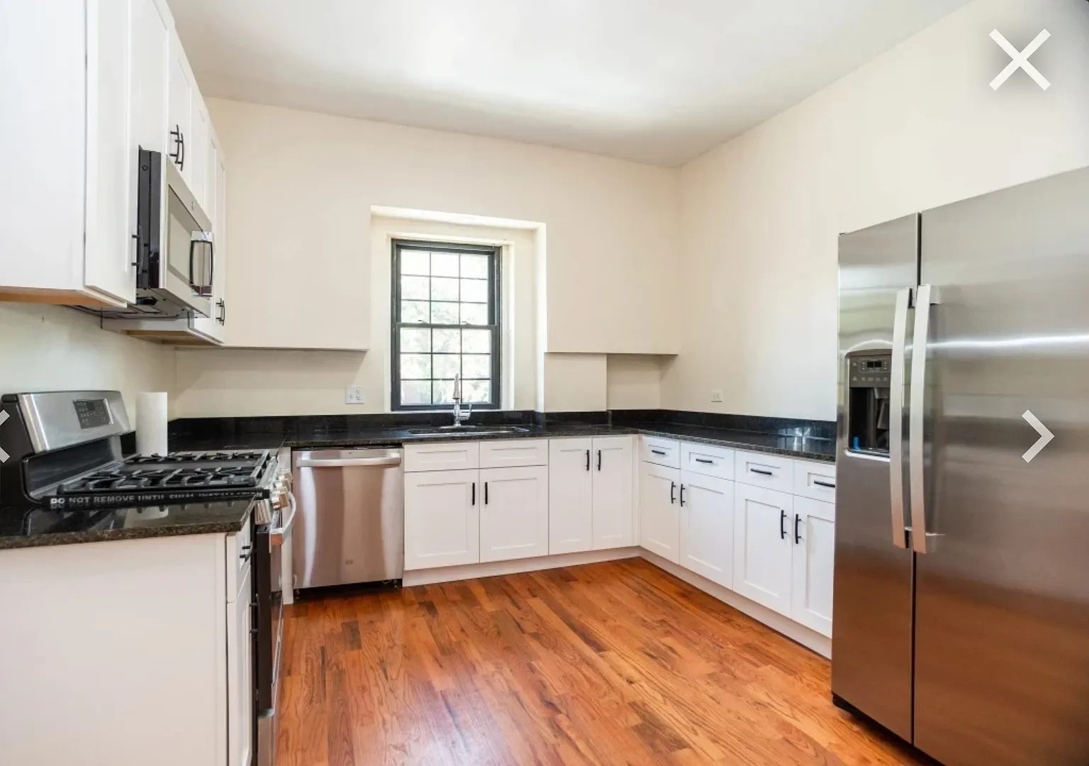 3 bed, 2000 sqft, $3,200 — Photo 3