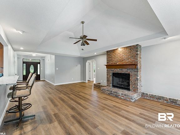 5th image of 8082 Bay View Dr