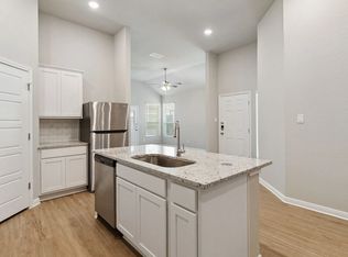 334 Nespral Dr #330, San Antonio, TX 78253