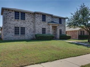 1420 Golden Grass Dr, Lancaster, TX 75134