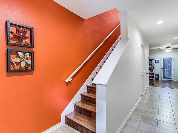 3rd image of 6056 Portrush Dr