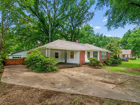 4th image of 1547 Old Hickory Rd