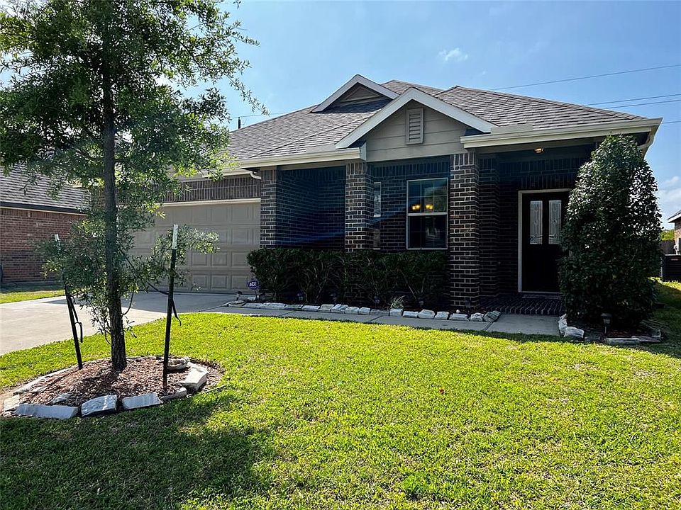 1st image of 8327 Quiet Bay Dr