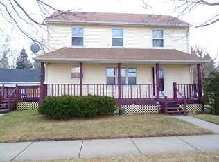 1717 65th St, Kenosha, WI 53143
