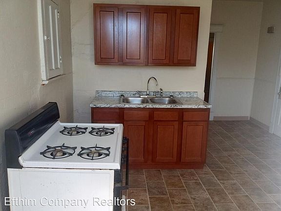 4th image of 3128 Maury Ave #A