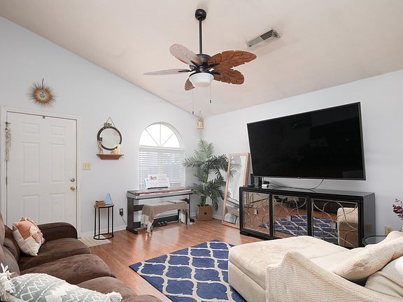5th image of 2520 Cashel Ct