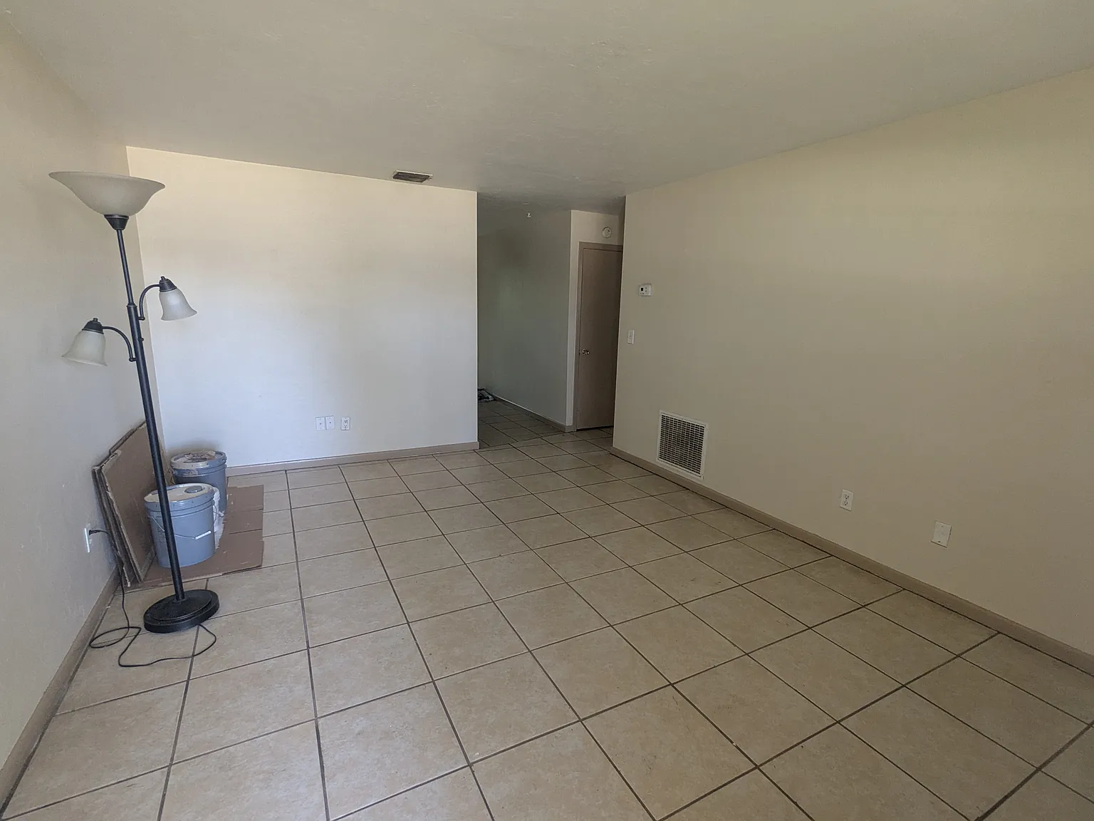 1062 Orienta — Photo 2