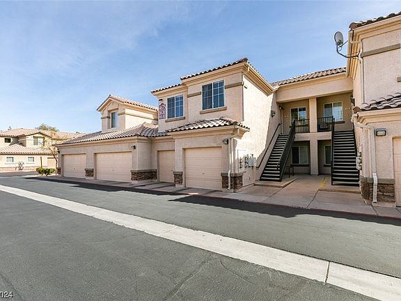 2nd image of 4675 Basilicata Ln Unit 202