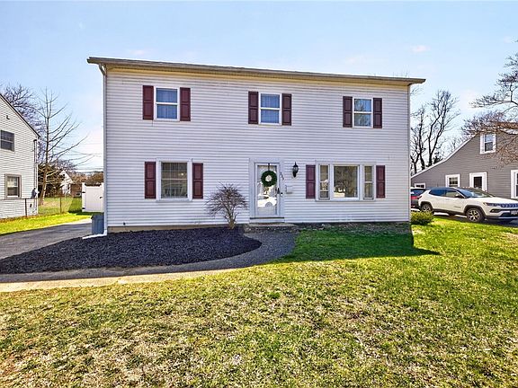 2nd image of 333 Brandon Rd