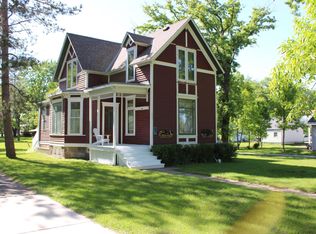 221 Main St N, Sauk Centre, MN 56378