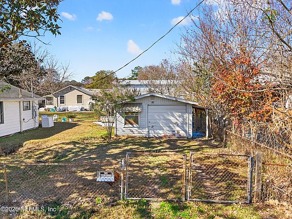 3rd image of 5021 SHANNON Avenue