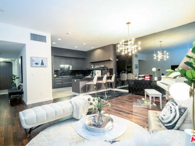 900 W Olympic Blvd UNIT 33D, Los Angeles, CA, 90015