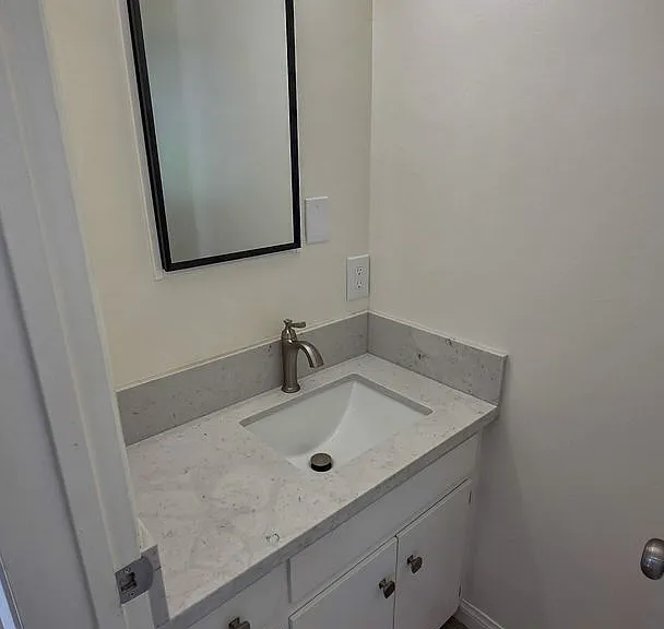 15422 Woodcrest Dr — Photo 18