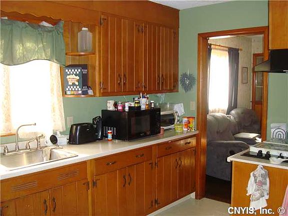 3rd image of 23 Henry Beach Dr