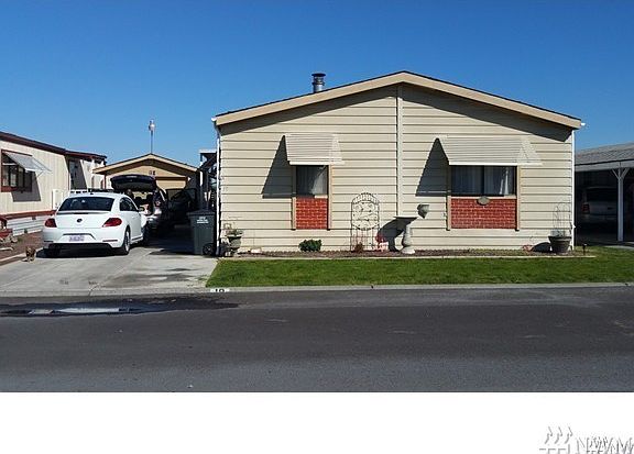 2nd image of 2240 W Broadway Ave Unit 19
