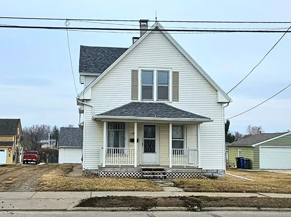 91 Wilson Ave SW, Cedar Rapids, IA 52404