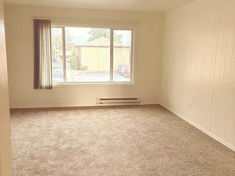 6854 NE Multnomah St #6854 — Photo 11