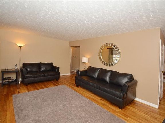 4th image of 6223 Autumnleaf Ln