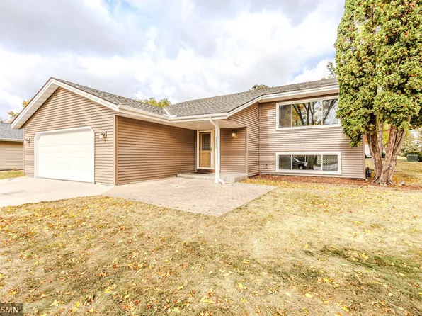 8900 Bass Creek Ave N, Brooklyn Park, MN 55428