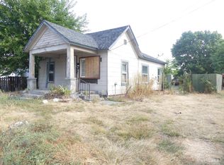 813 8th St, Clarkston, WA 99403