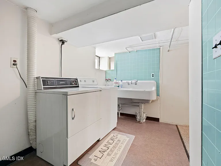 23 Thornhill Rd #1 — Photo 17