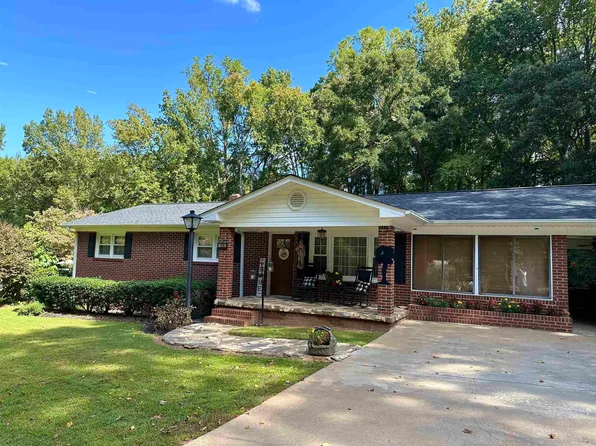 150 Carroll Cir, Pacolet, SC 29372