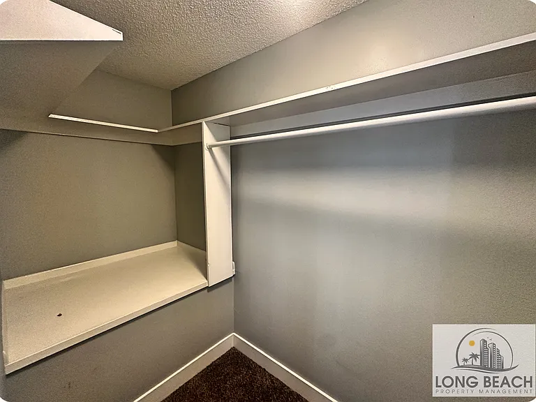 1301 N Granada Ave — Photo 5
