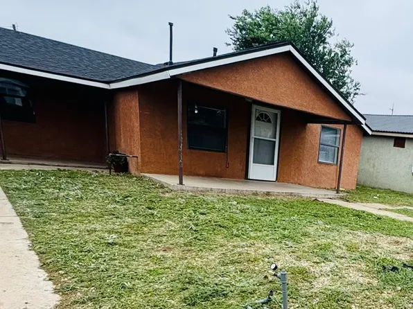 905 N Avenue K #907, Portales, NM 88130