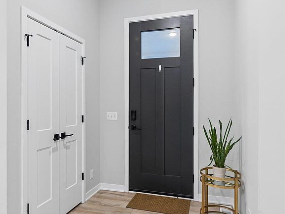 2nd image of 18515 Wirt Cir