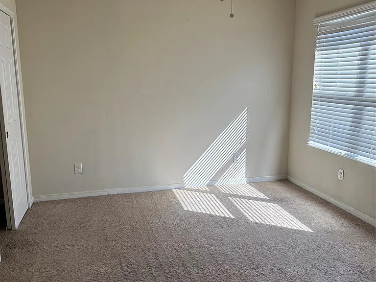 1330 Reedpoint Dr — Photo 17
