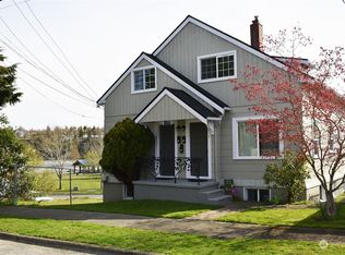 1210 McKenzie Ave, Bremerton, WA