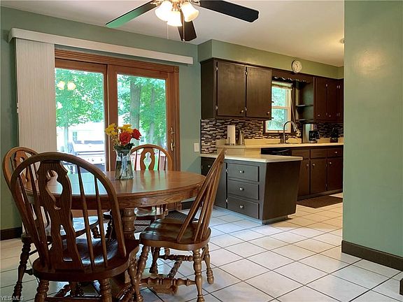 5th image of 797 Edenridge Dr
