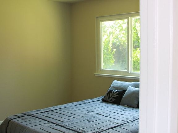 2nd image of 125 Avenida Espana