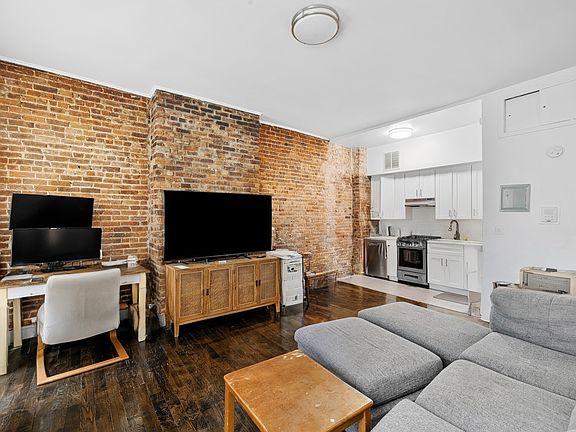 4th image of 431 W 22nd St APT 2F